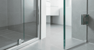 Frameless vs Semi Frameless Shower Screens